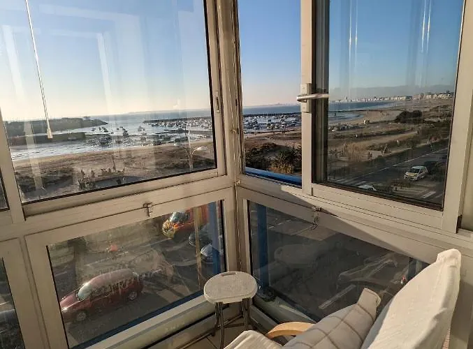 Face Au Pied Des Commerces Apartment Pornichet