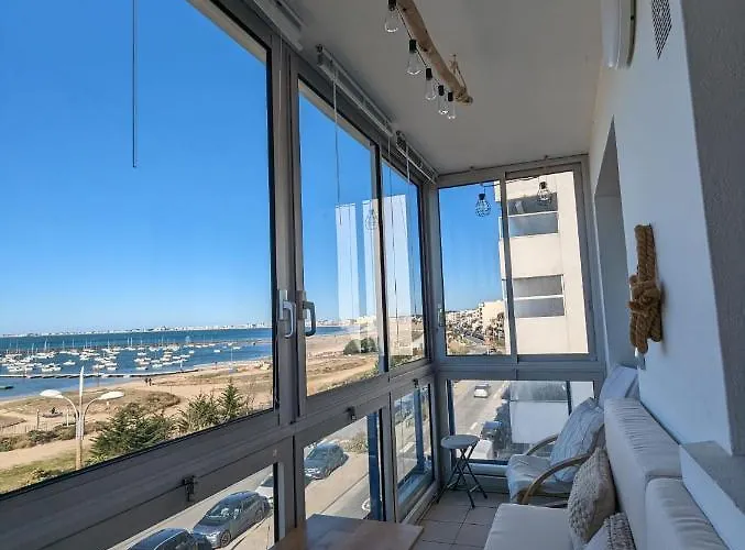 Face Au Pied Des Commerces Apartment Pornichet