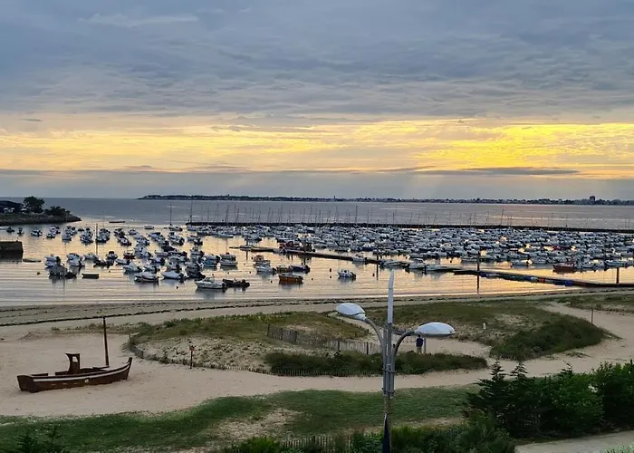 Face Au Pied Des Commerces Apartment
